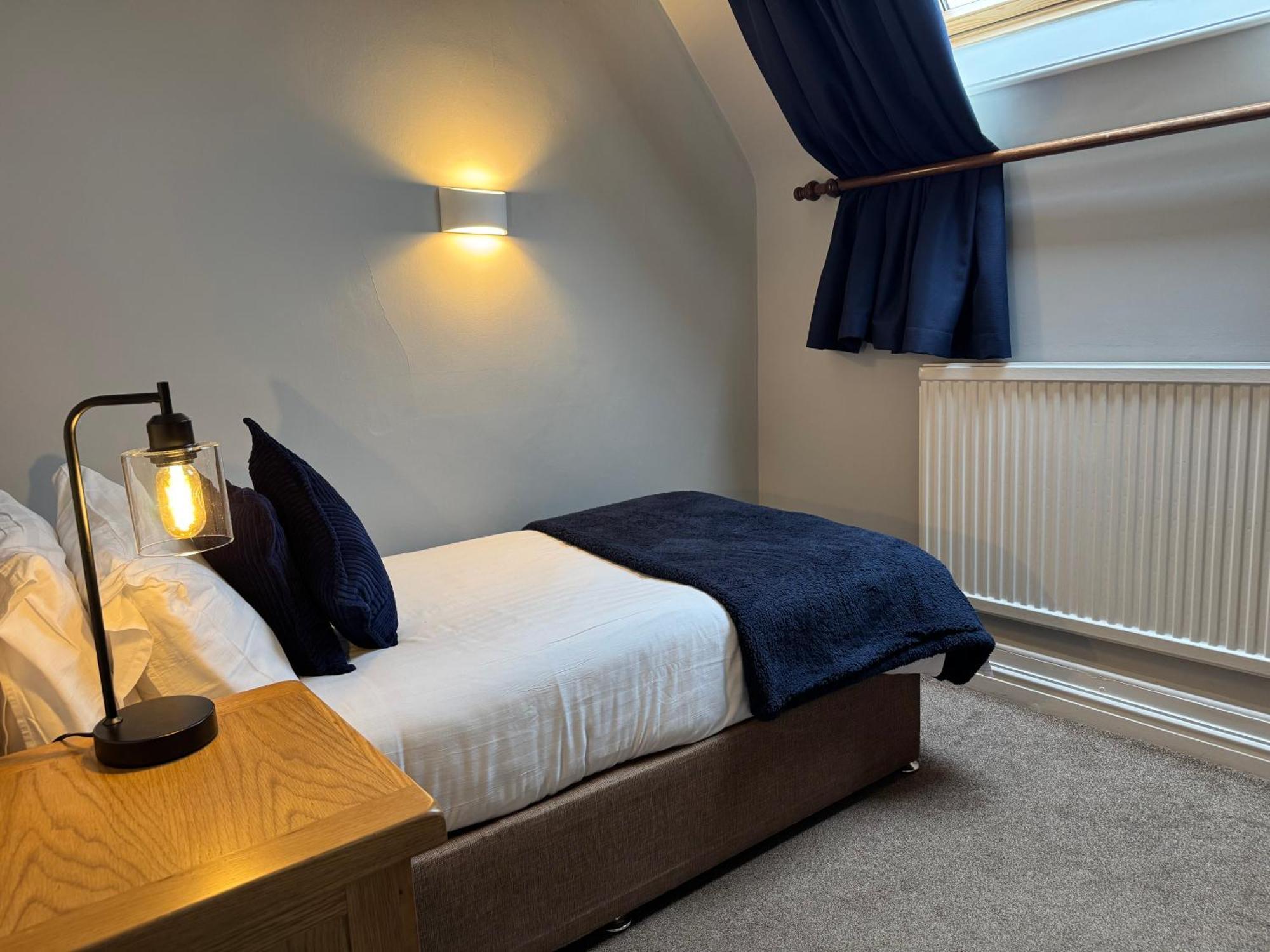 Hotel Oaklands