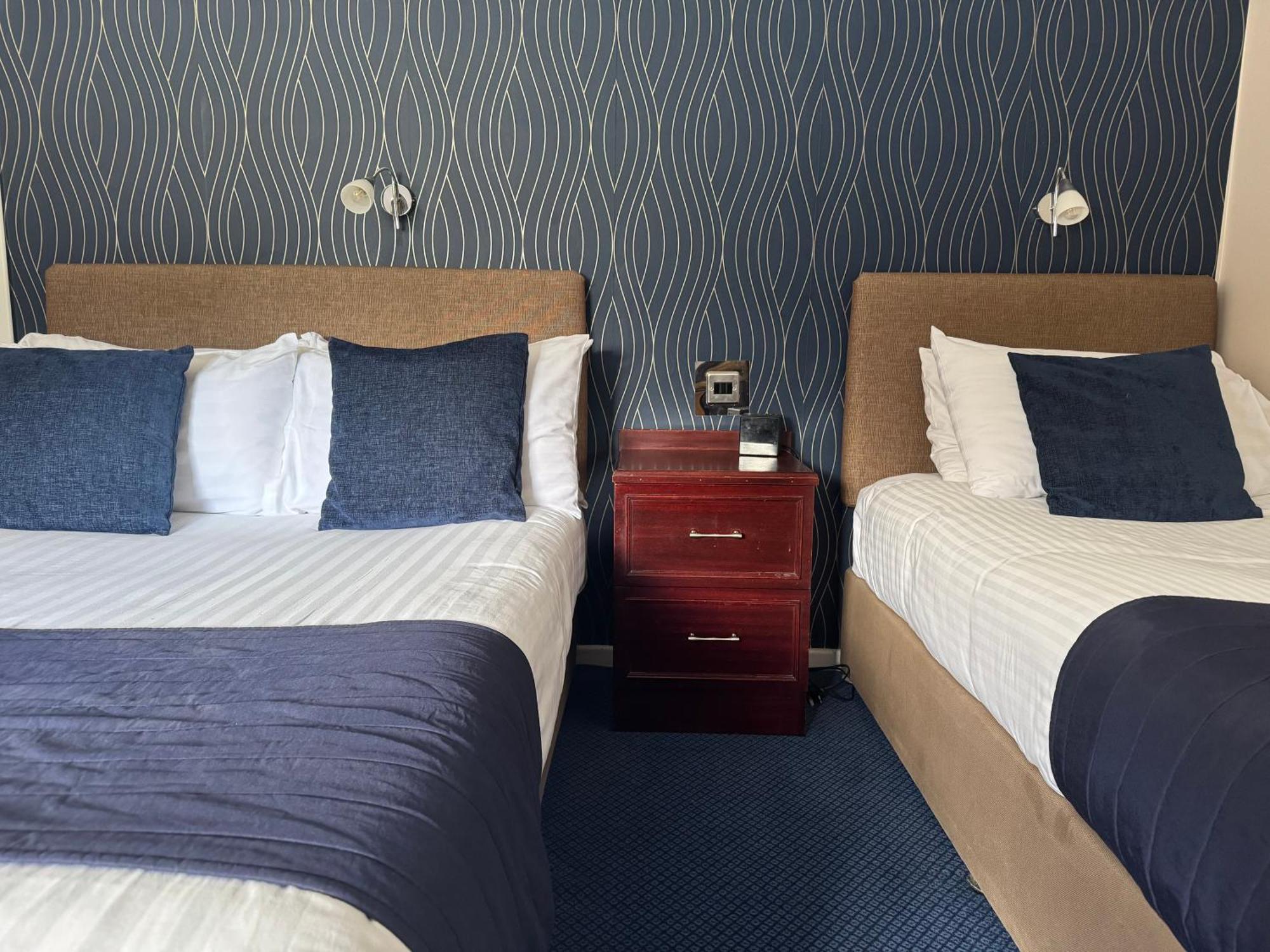 Hotel Western Oaklands 3*