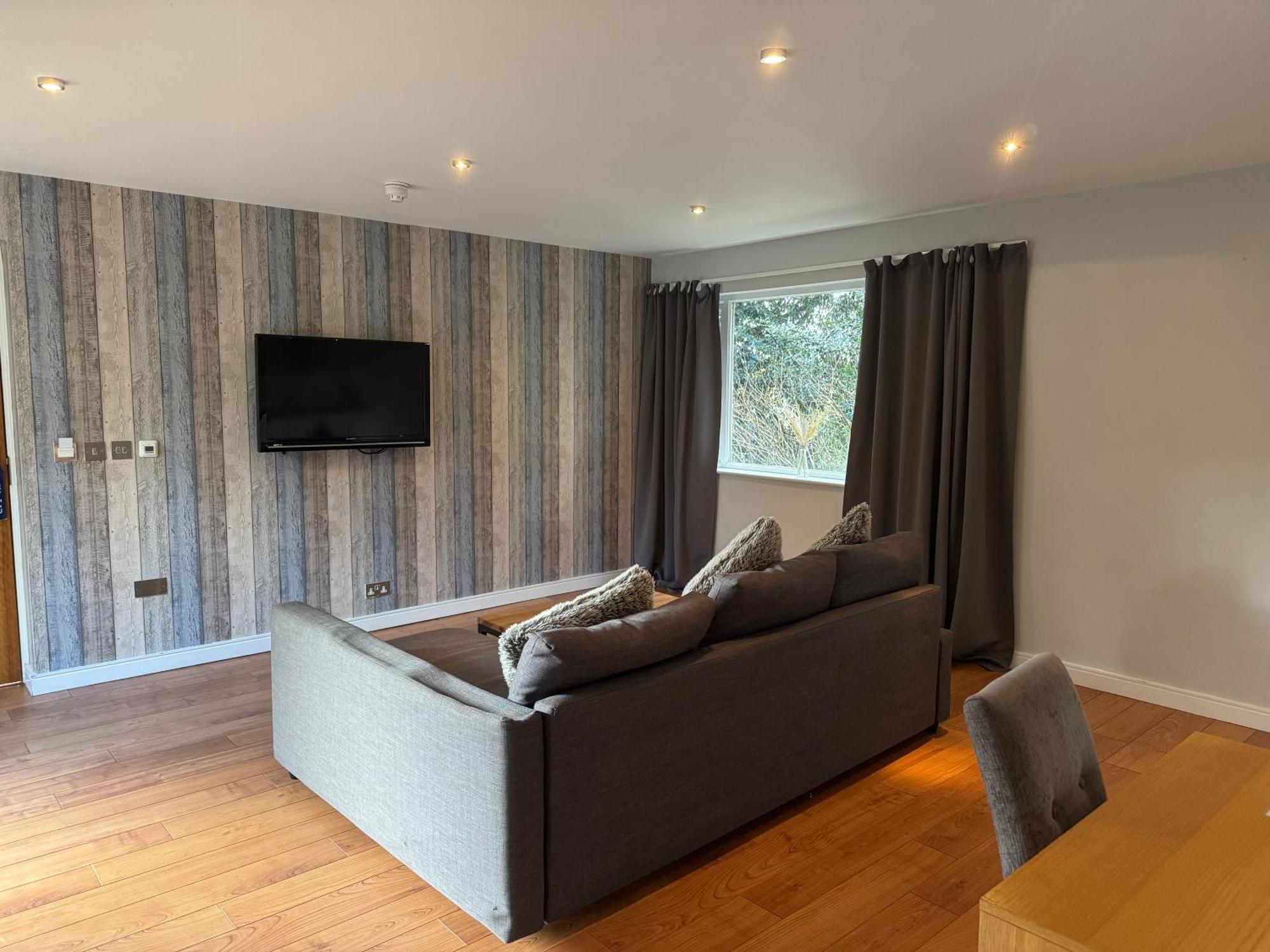 Oaklands Hotel