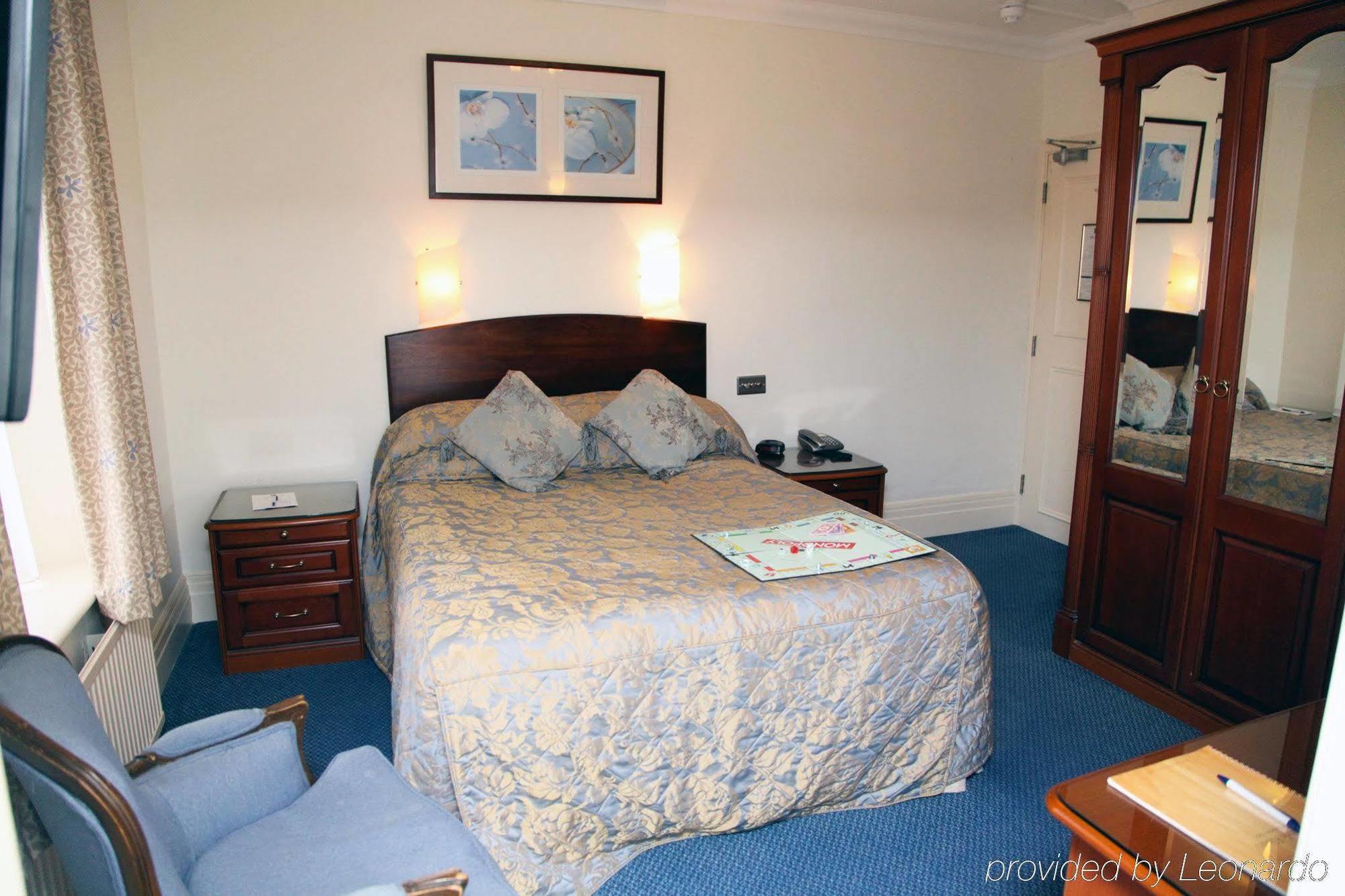 Oaklands Hotel Norwich